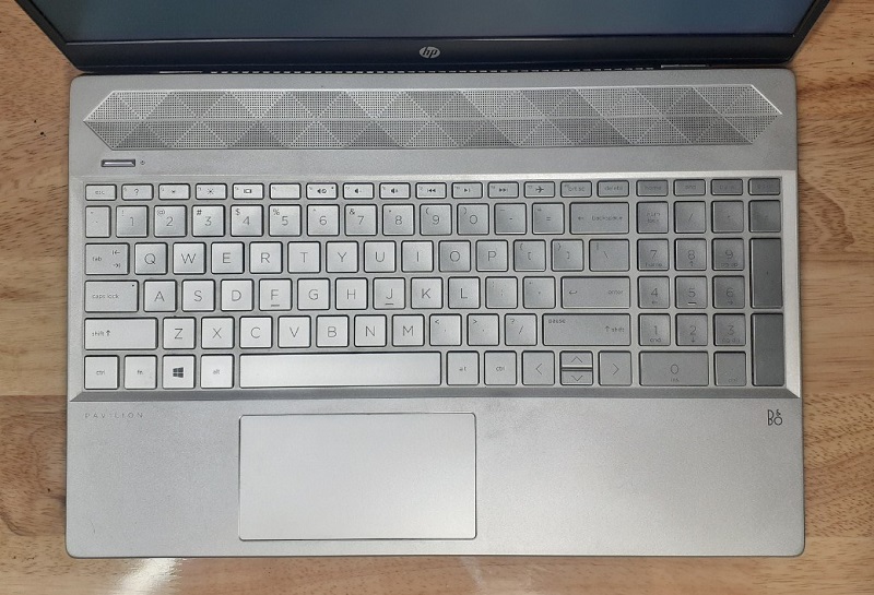 HP Pavilion 15-cs2060TX Intel Core I5